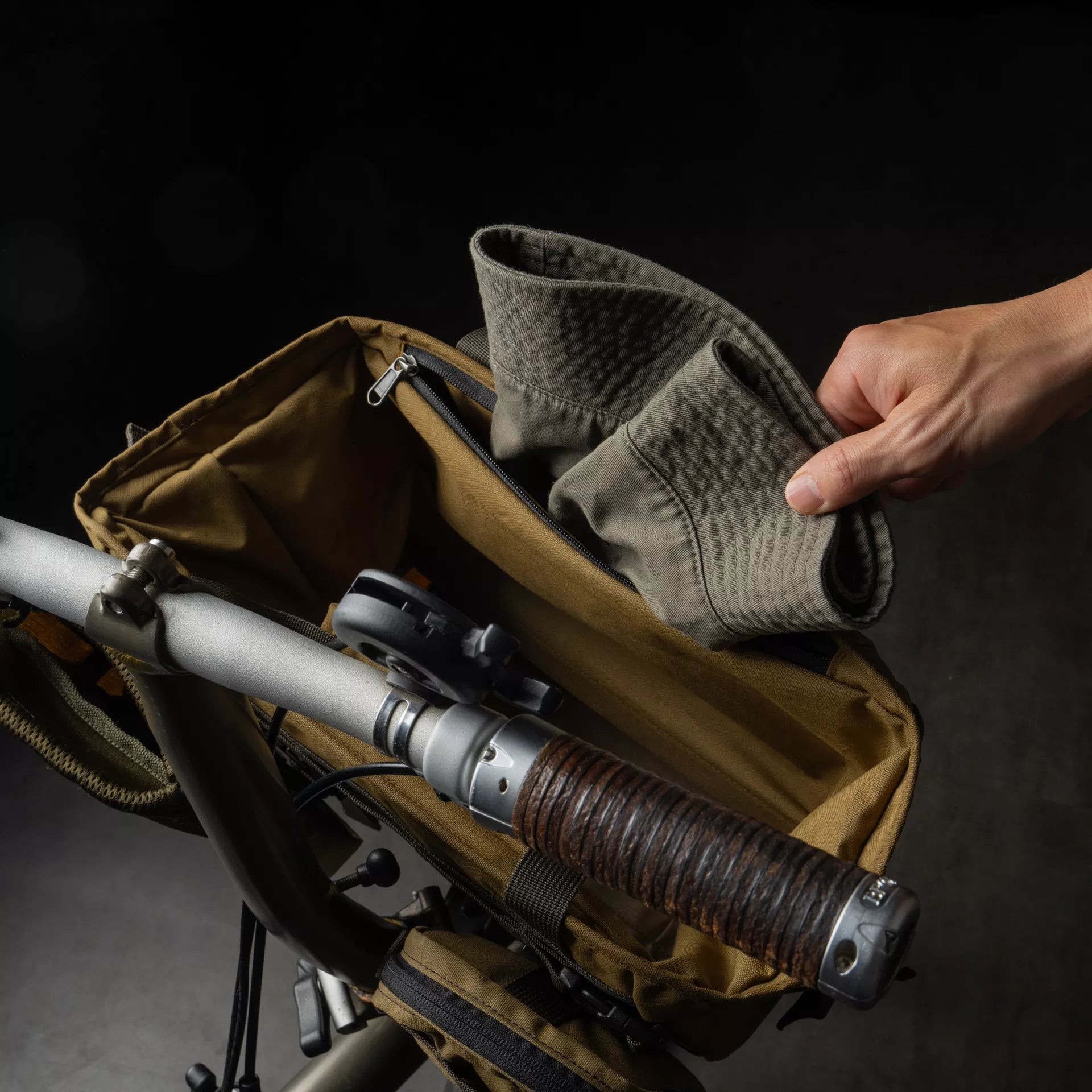"Pioneer" Mini Basket Bag