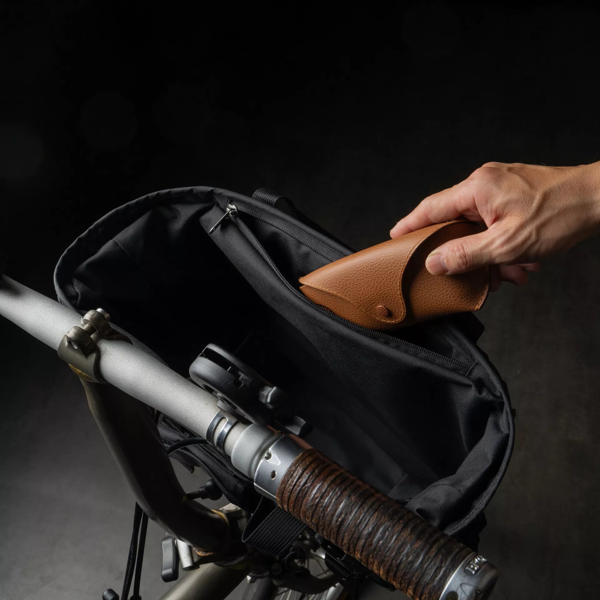 "Pioneer" Mini Basket Bag